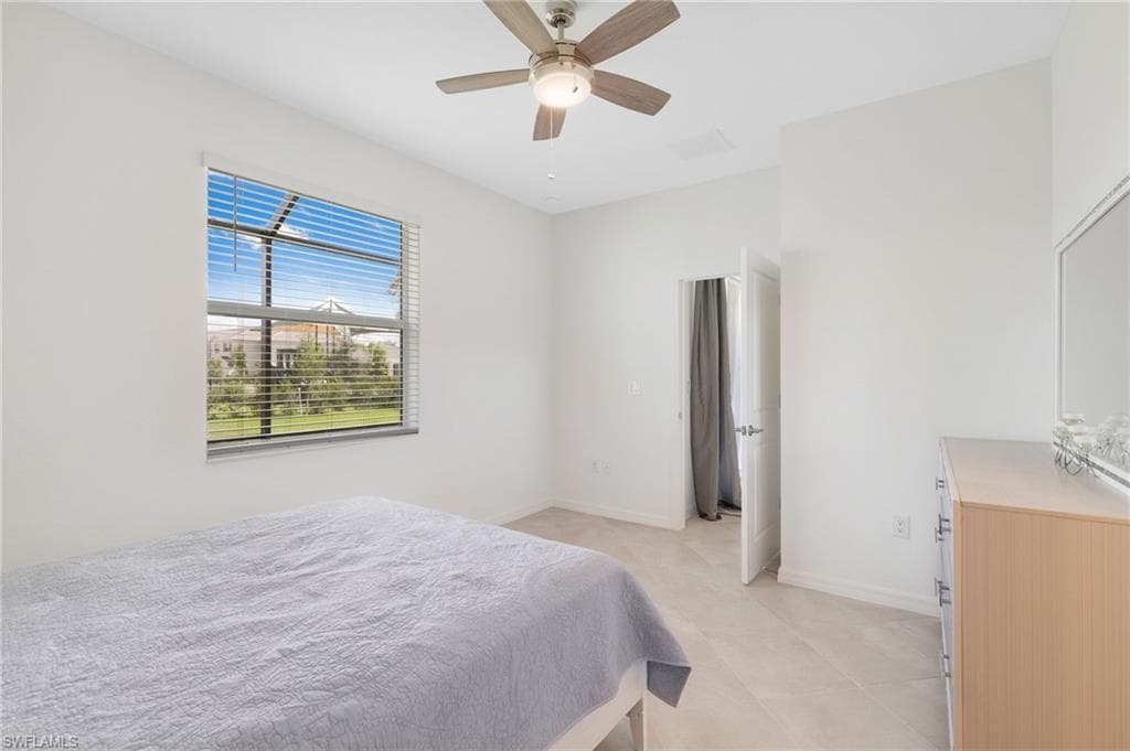 2052 Vermont LN, NAPLES FL 34120-13