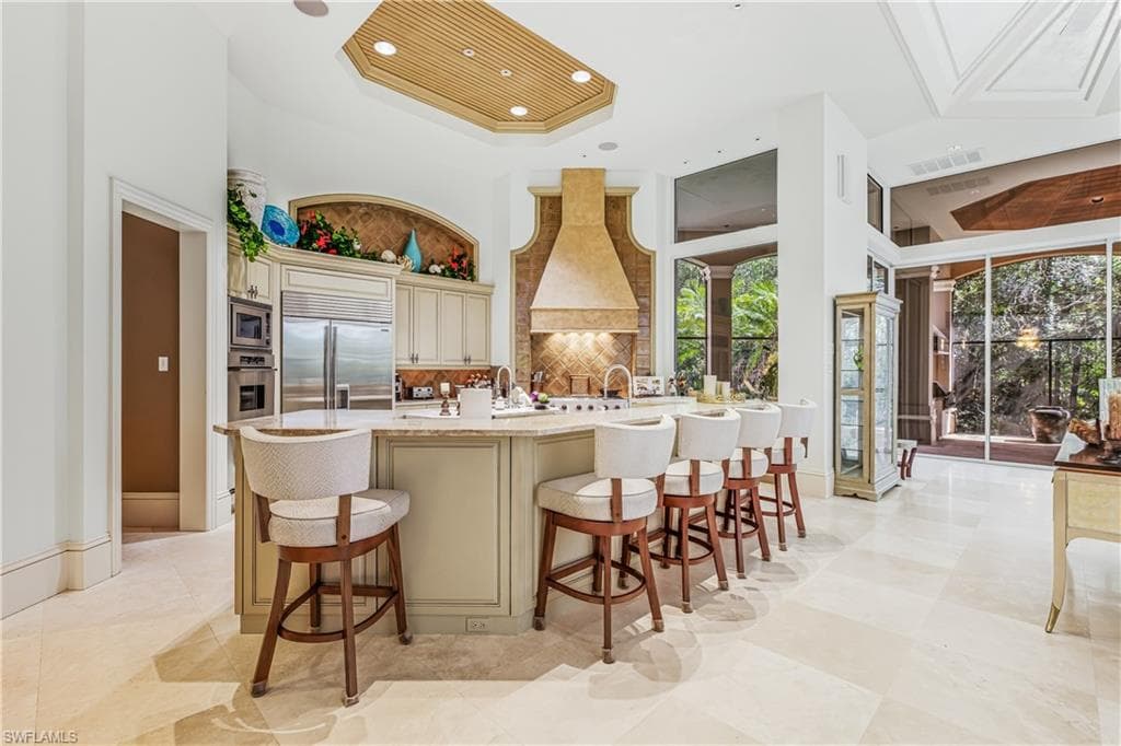 4457 Club Estates DR, NAPLES FL 34112-8