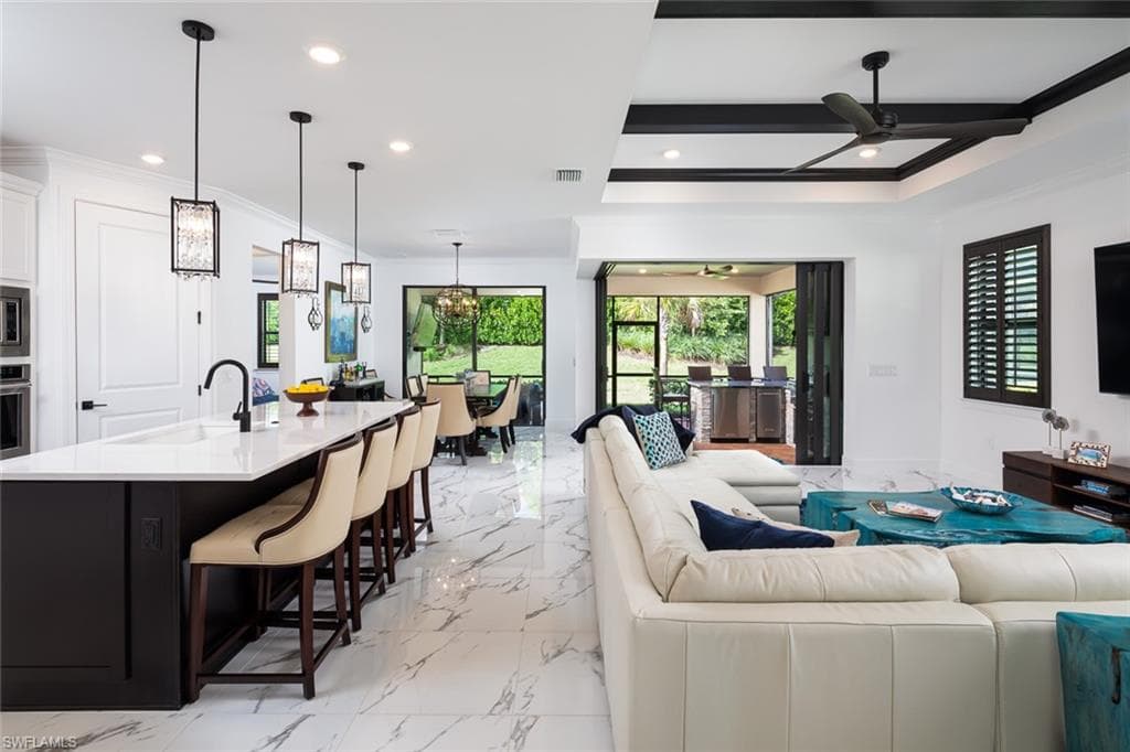 6770 Pennyroyal DR, NAPLES FL 34114-1