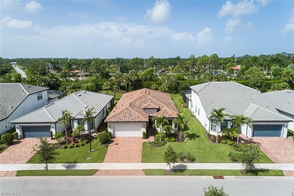 6770 Pennyroyal DR, NAPLES FL 34114-23