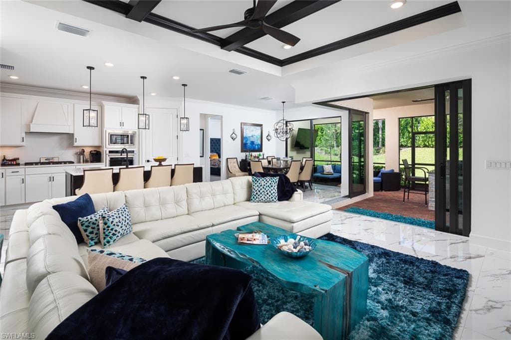 6770 Pennyroyal DR, NAPLES FL 34114-3