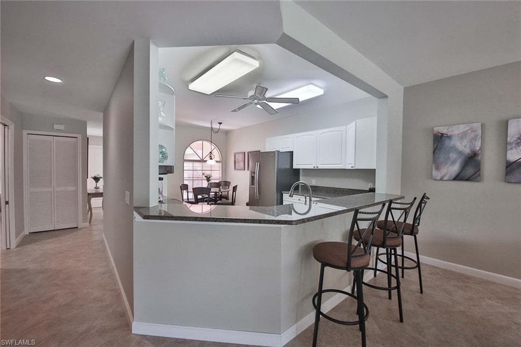 526 Lake Louise CIR # 403, NAPLES FL 34110-5