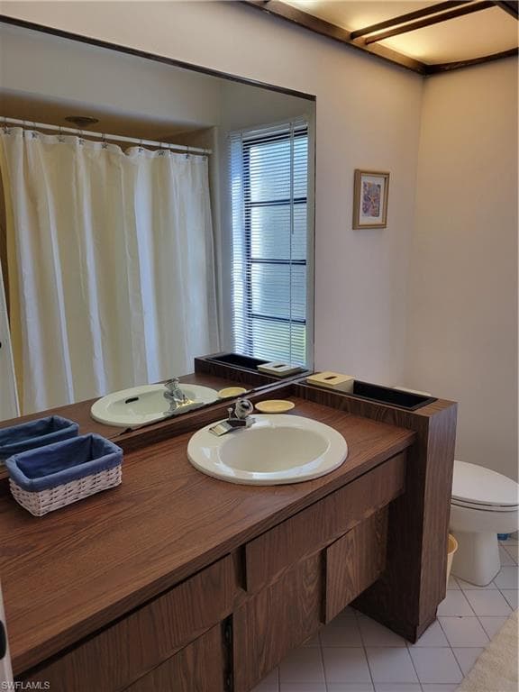 735 High Pines DR, NAPLES FL 34103-2