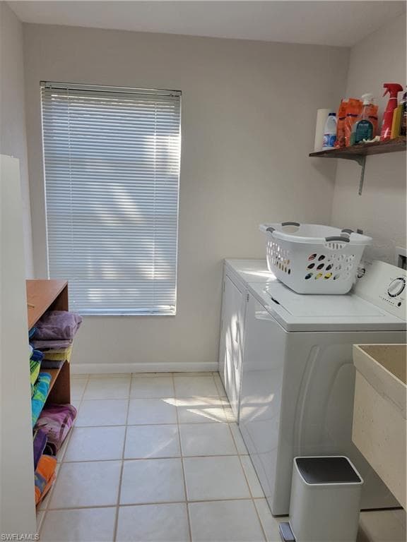 735 High Pines DR, NAPLES FL 34103-8