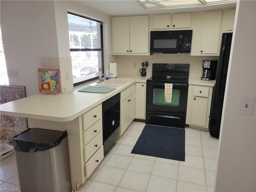 735 High Pines DR, NAPLES FL 34103-14