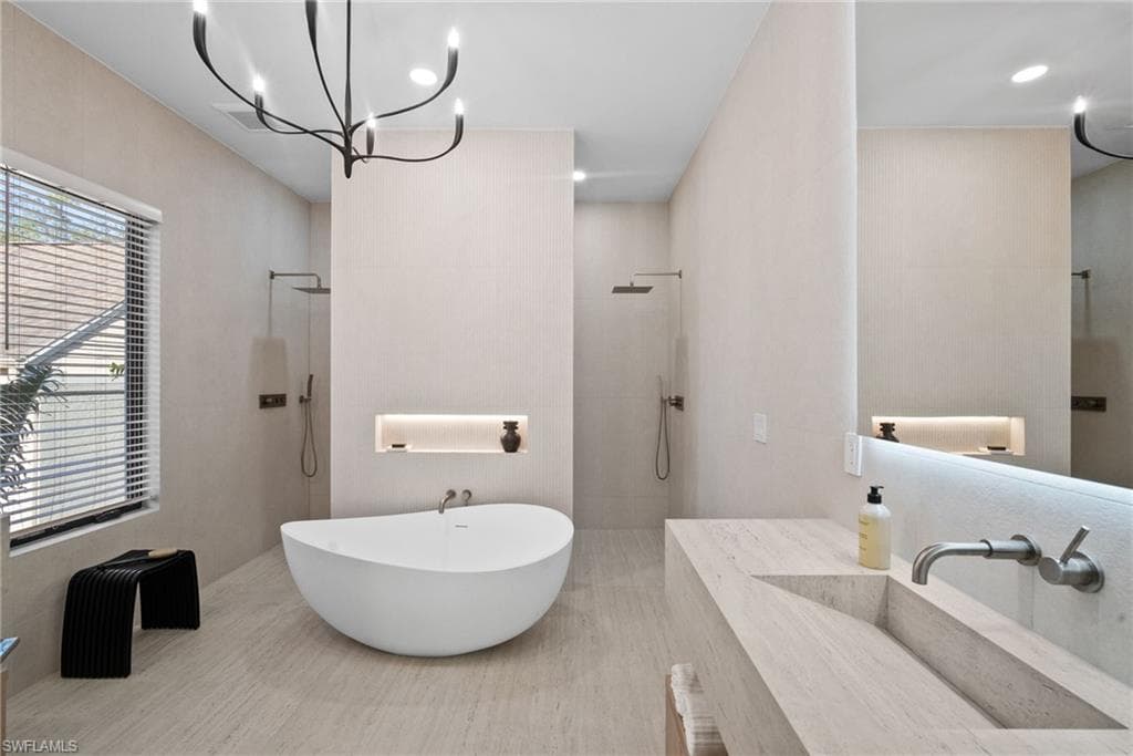 1364 Cypress Woods DR, NAPLES FL 34103-20