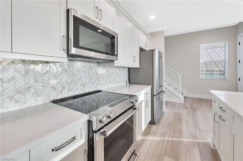 5870 Shell Cove DR, CAPE CORAL FL 33914-22