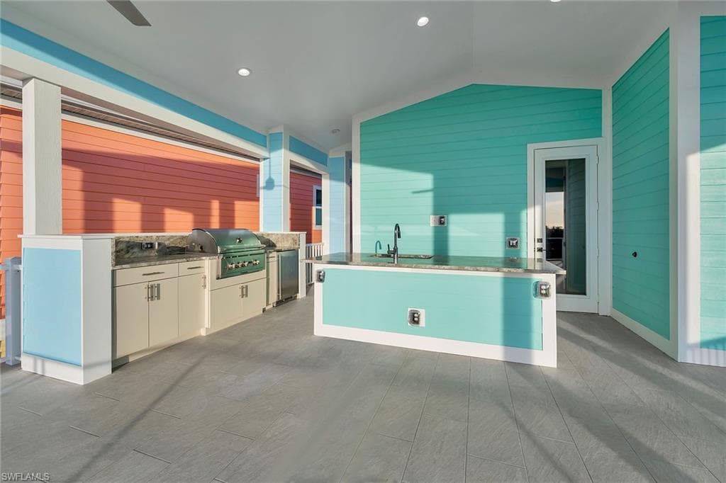 5870 Shell Cove DR, CAPE CORAL FL 33914-5