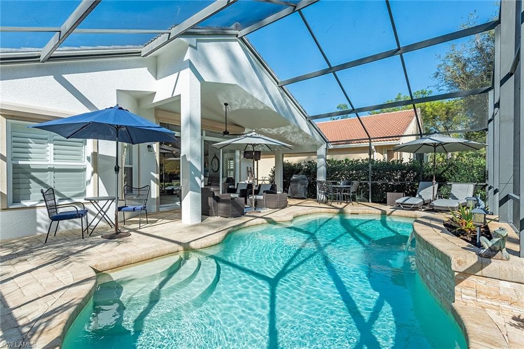 2438 Butterfly Palm DR, NAPLES FL 34119-16