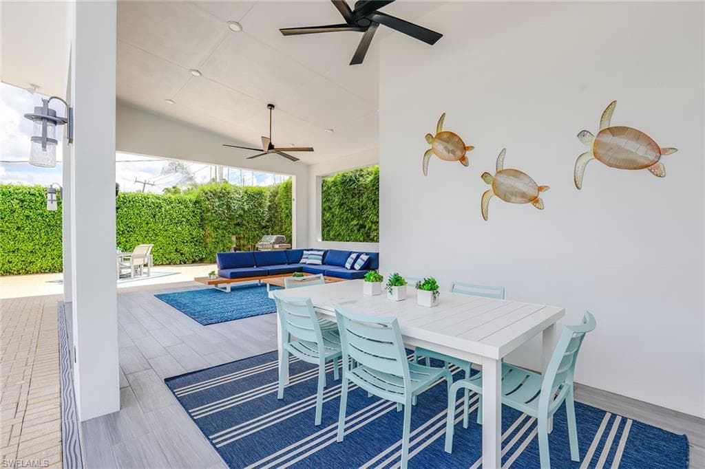 1088 Wisconsin DR, NAPLES FL 34103-16