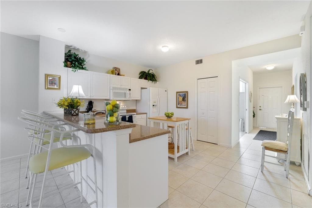 10049 Heather LN # 101, NAPLES FL 34119-6