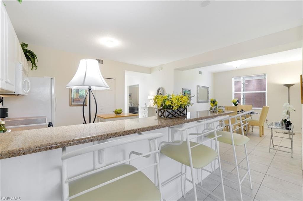 10049 Heather LN # 101, NAPLES FL 34119-8