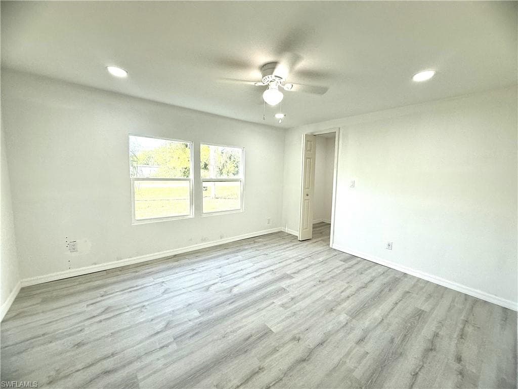 1982 Laurel LN, NORTH FORT MYERS FL 33917-15