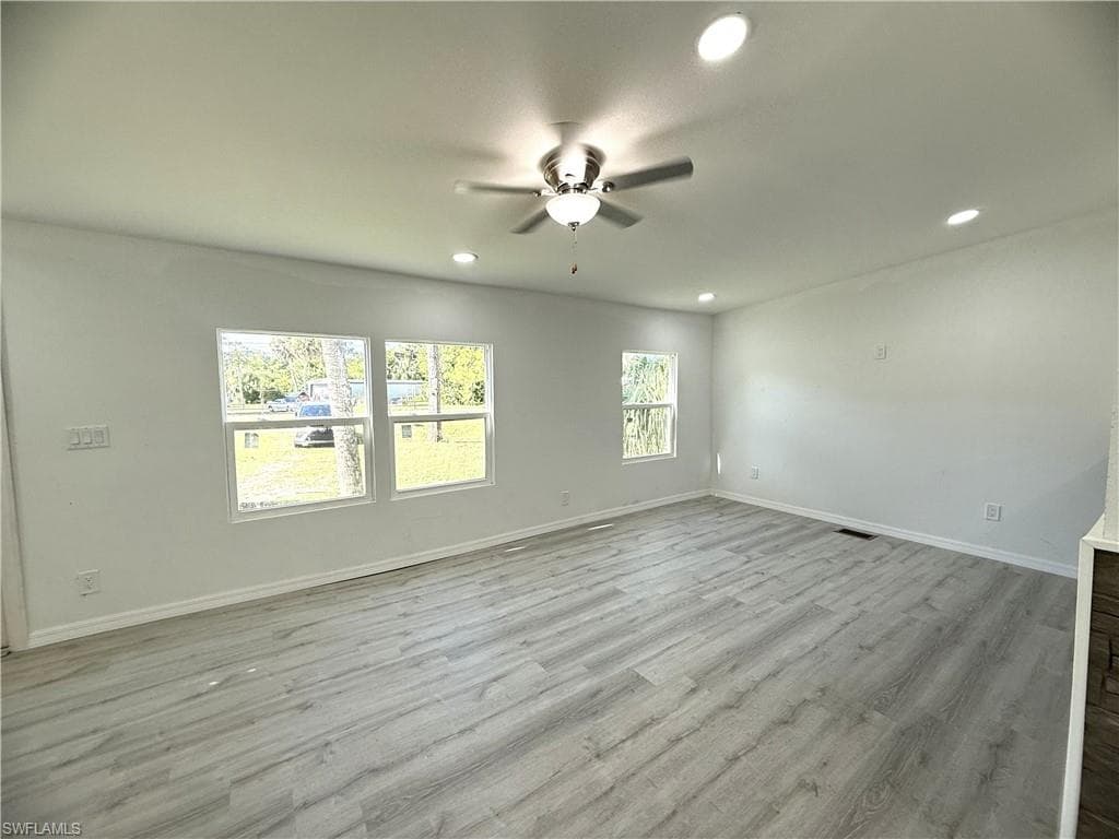 1982 Laurel LN, NORTH FORT MYERS FL 33917-4