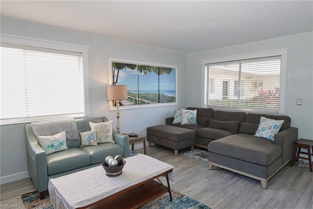 766 Central AVE # 112, NAPLES FL 34102-3