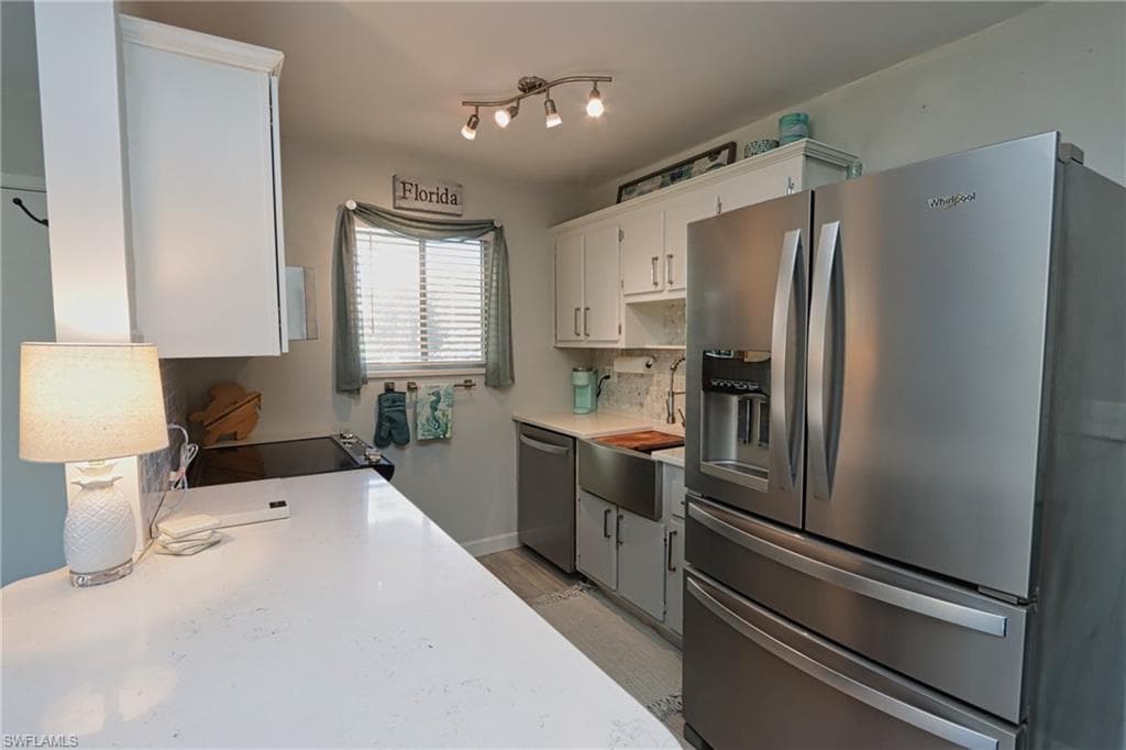 766 Central AVE # 112, NAPLES FL 34102-7