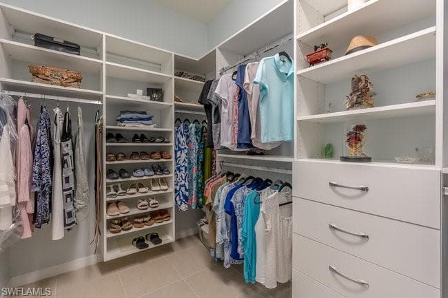 8459 Benelli CT, NAPLES FL 34114-28