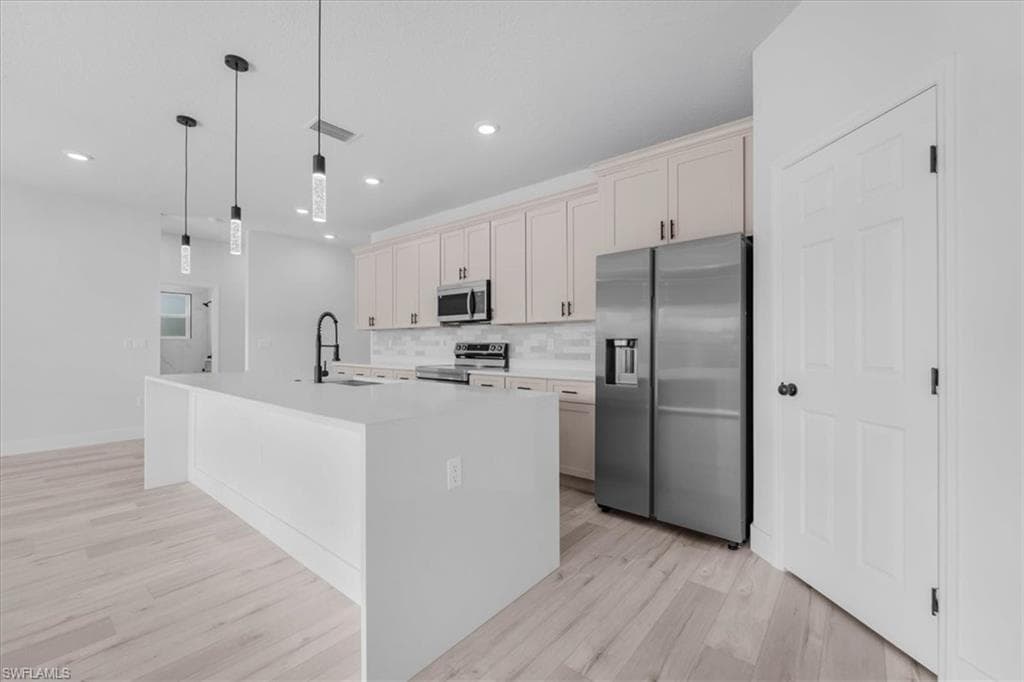 4859 San Ignacio DR, SEBRING FL 33872-6