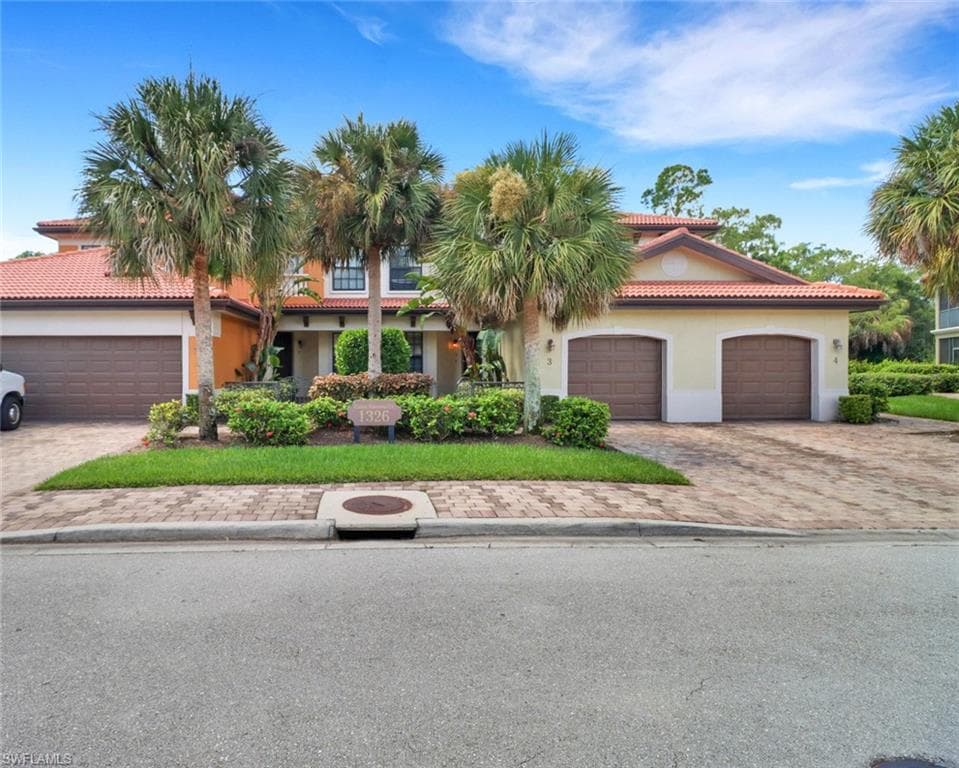 1326 Corso Palermo CT # 3, NAPLES FL 34105-23