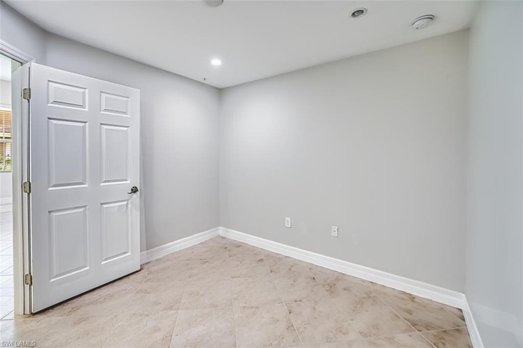 18304 Creekside Preserve LOOP # 101, FORT MYERS FL 33908-21