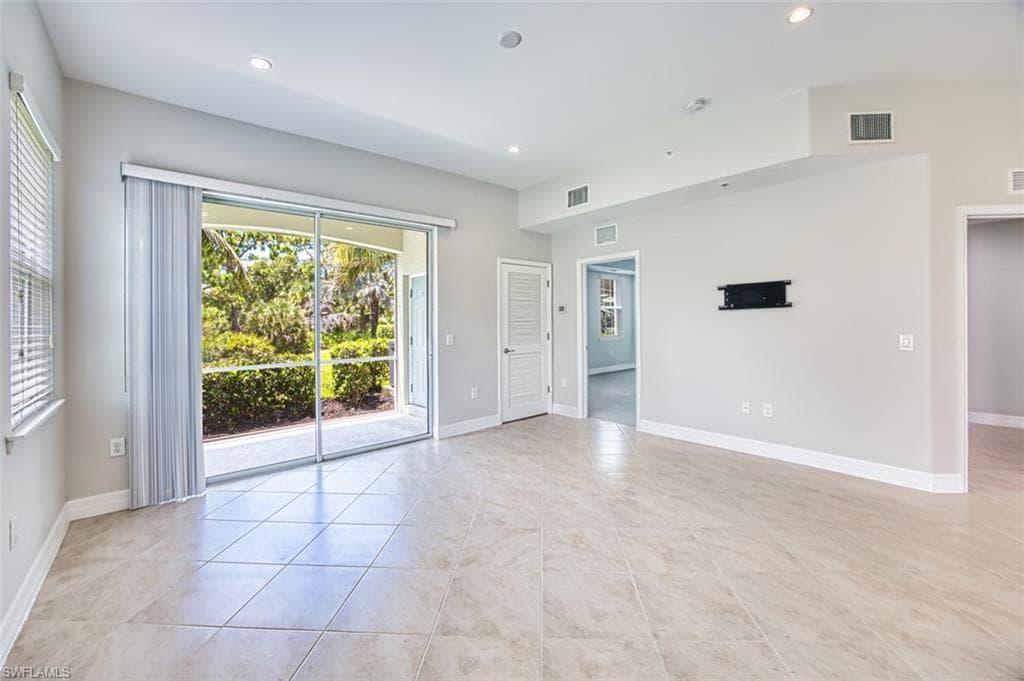 18304 Creekside Preserve LOOP # 101, FORT MYERS FL 33908-9