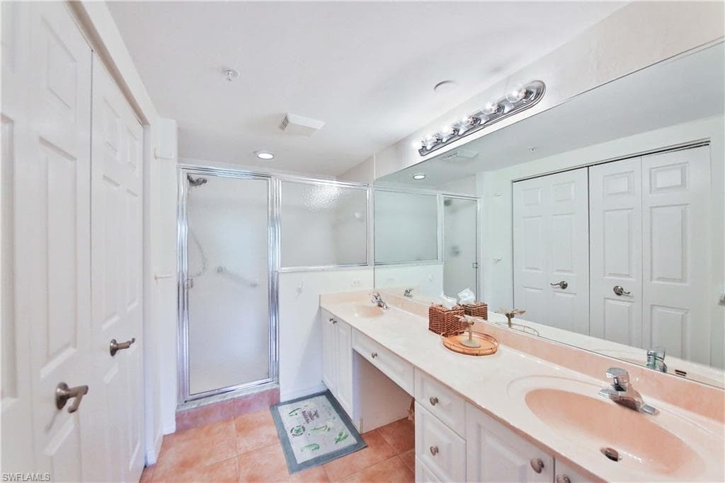 5105 Cedar Springs DR 101-16