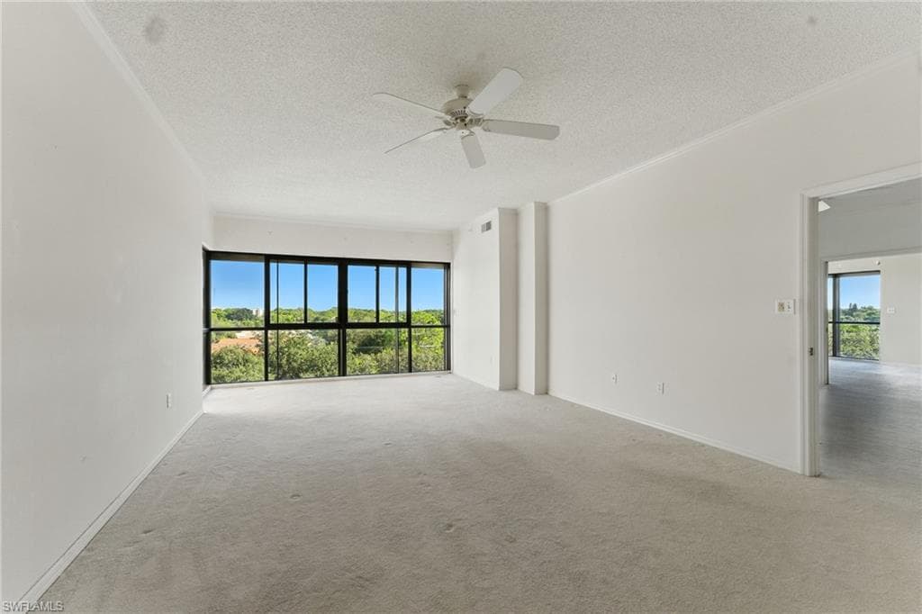 900 Arbor Lake DR # 501, NAPLES FL 34110-9