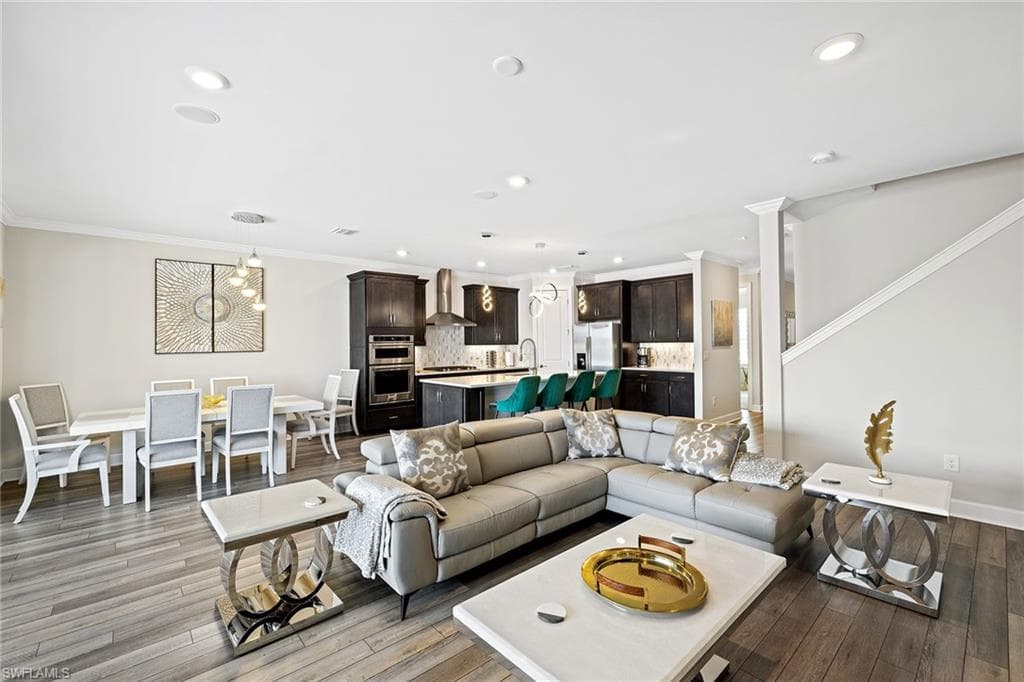 1973 Yellowfin CIR, NAPLES FL 34114-9