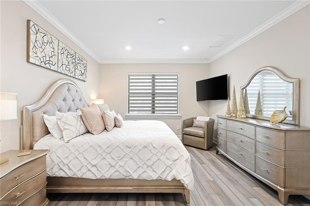 1973 Yellowfin CIR, NAPLES FL 34114-24