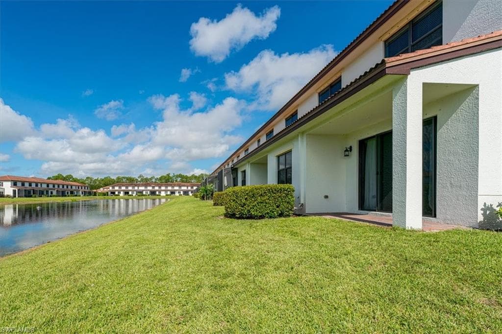 7918 BRISTOL CIR, NAPLES FL 34120-4