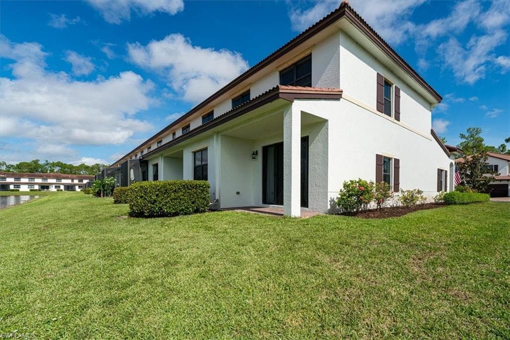 7918 BRISTOL CIR, NAPLES FL 34120-3