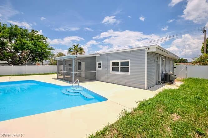 4370 Deleon ST, FORT MYERS FL 33901-1