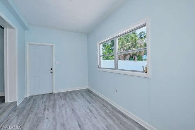 4370 Deleon ST, FORT MYERS FL 33901-17