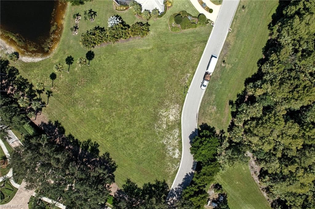 11242 Five Oaks LN, NAPLES FL 34120-4