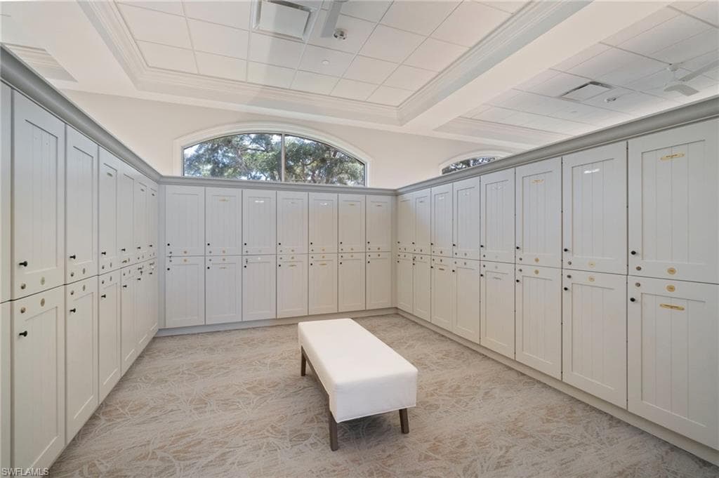 11242 Five Oaks LN, NAPLES FL 34120-34