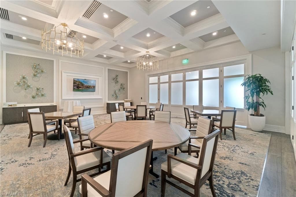 11242 Five Oaks LN, NAPLES FL 34120-24