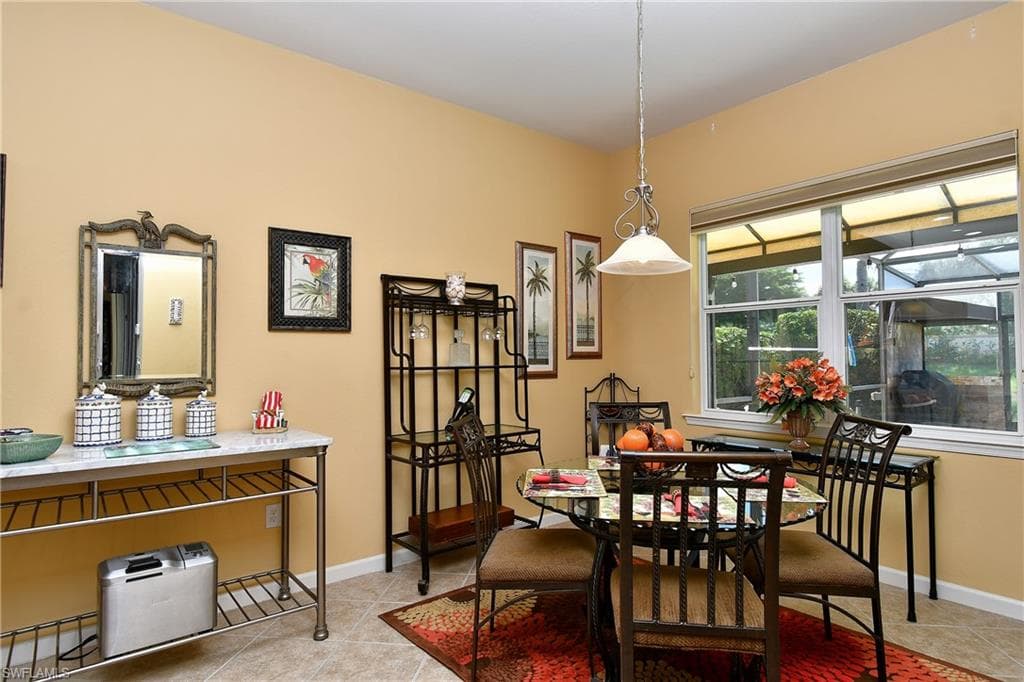 26317 Stonewall LN, BONITA SPRINGS FL 34135-8