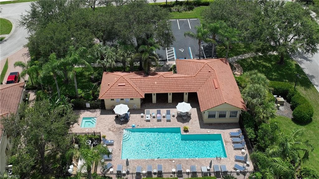 26317 Stonewall LN, BONITA SPRINGS FL 34135-33