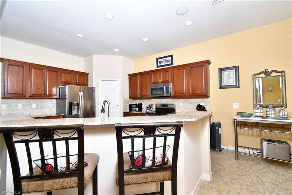 26317 Stonewall LN, BONITA SPRINGS FL 34135-7