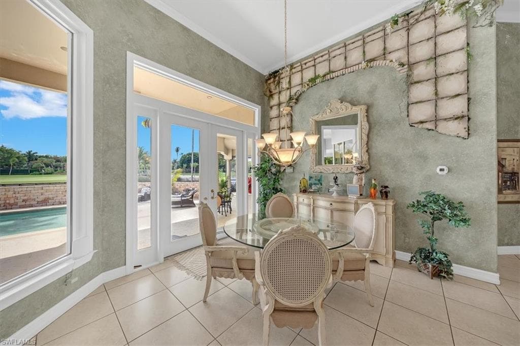 2339 Alexander Palm DR, NAPLES FL 34105-11