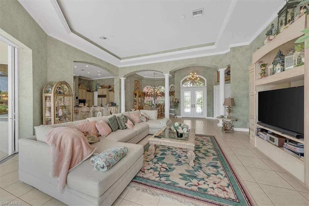 2339 Alexander Palm DR, NAPLES FL 34105-6