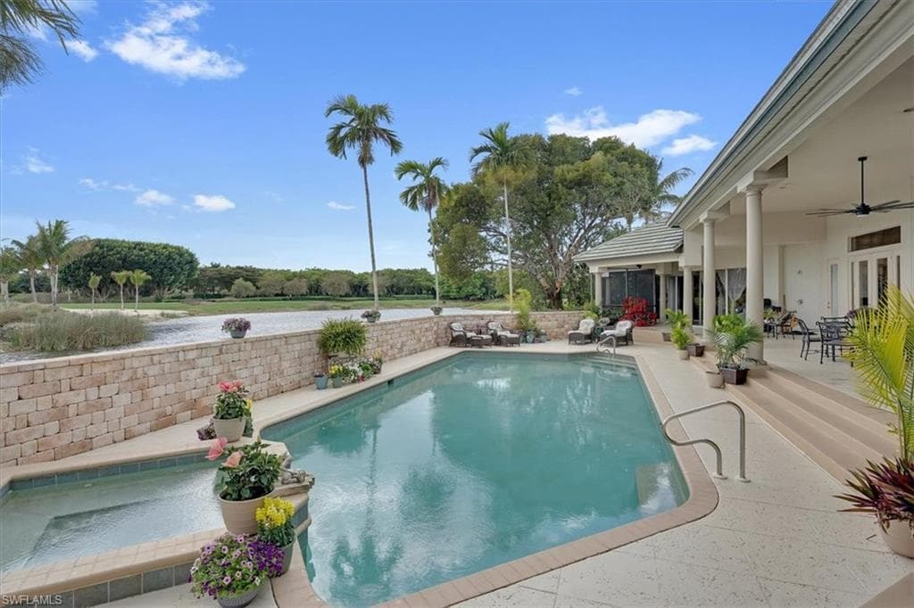 2339 Alexander Palm DR, NAPLES FL 34105-35