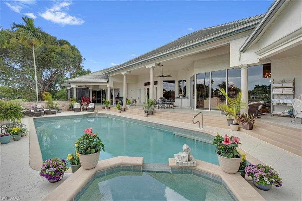 2339 Alexander Palm DR, NAPLES FL 34105-31