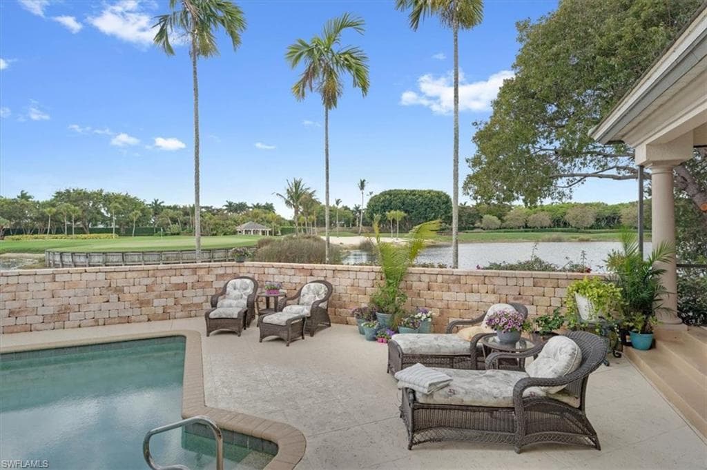 2339 Alexander Palm DR-40
