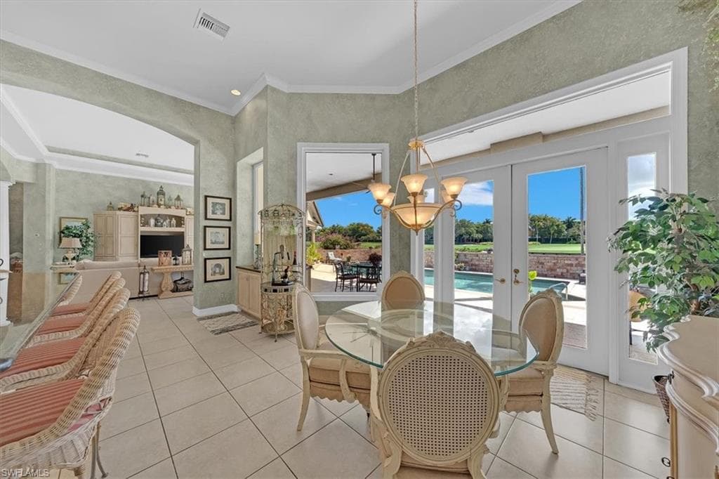 2339 Alexander Palm DR, NAPLES FL 34105-10