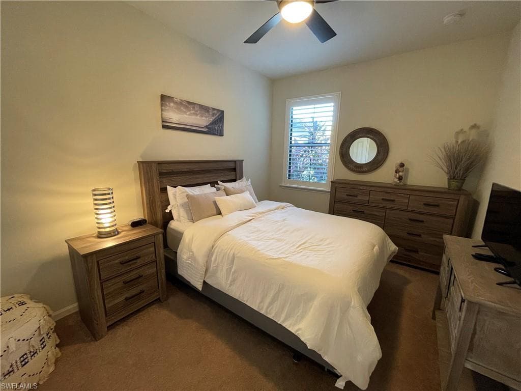 7631 Jacaranda LN, NAPLES FL 34114-28