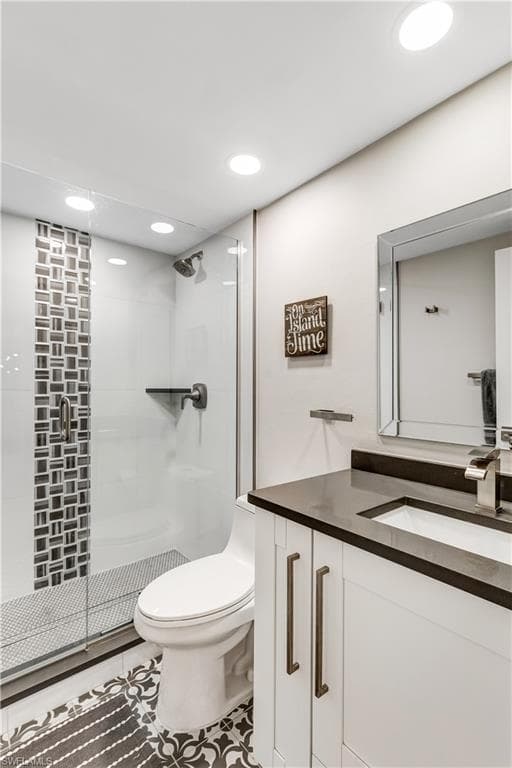 6662 Estero BLVD 308-16