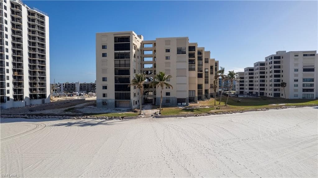6662 Estero BLVD 308-33