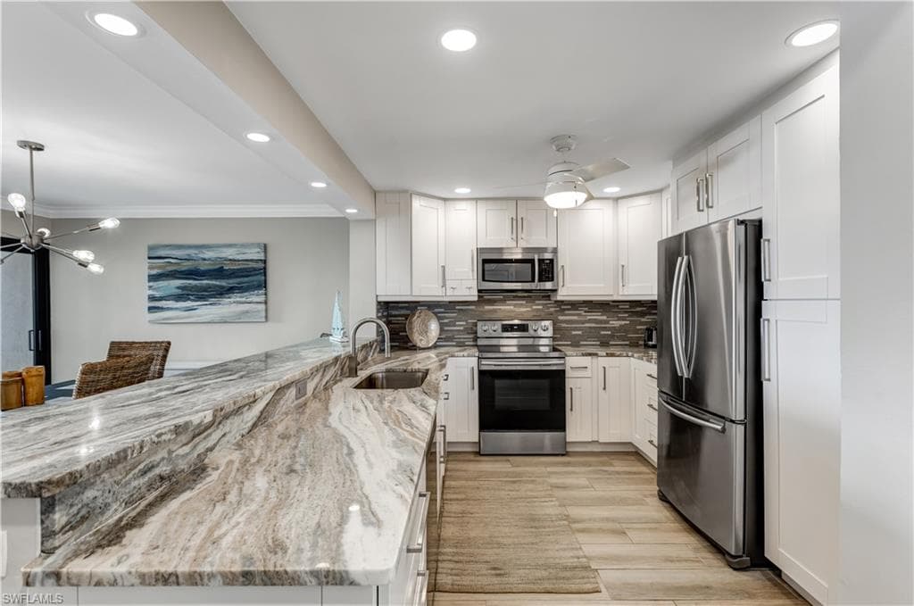 6662 Estero BLVD 308-3
