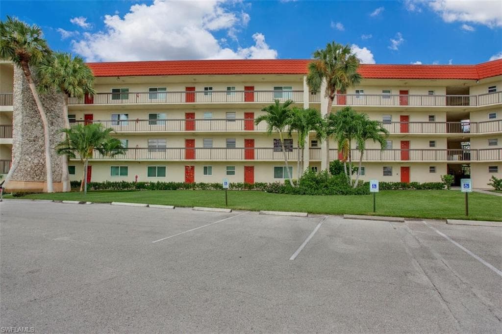 4380 27th CT SW # 1, NAPLES FL 34116-2